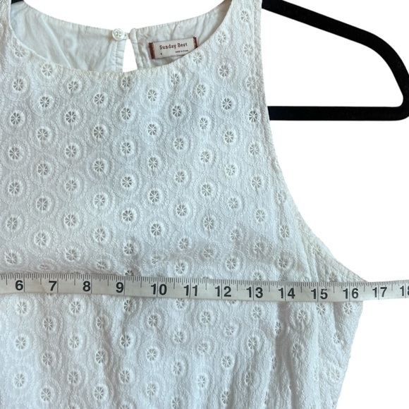 Aritzia Sunday Best White Eyelet Lace High A-Line Dress- Size 6 - Picture 9 of 10